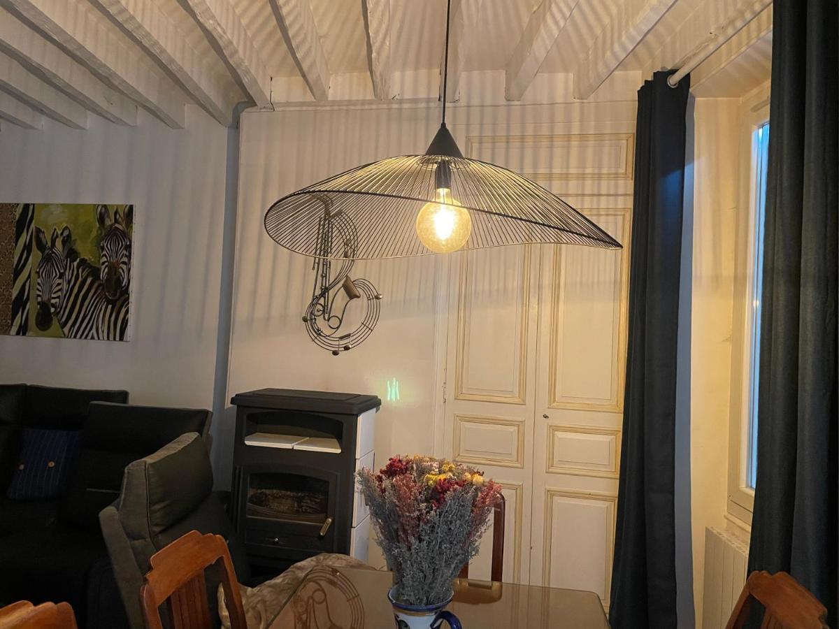 Villa Fontaine Avec Piscine Interieur Chauffee-Maison De Campagne Familiale -Ideal Vacances Ou Sejour Professionnel -3 Chambres-Bureau Separe -Lit Bebe - Parking Facile & Gratuit Exteriör bild
